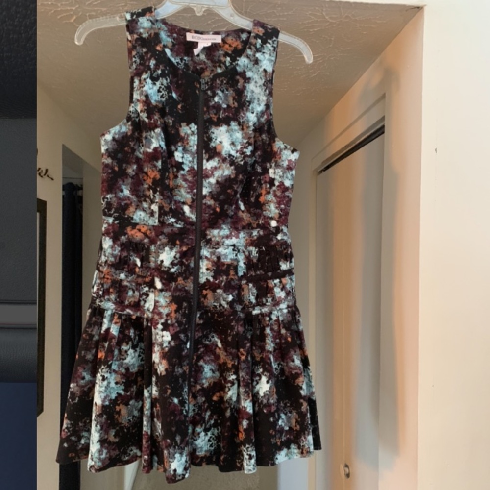 BCBG front zip floral dress, size 6